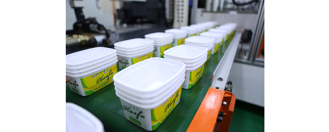 Intelligent IML system for margarine box
